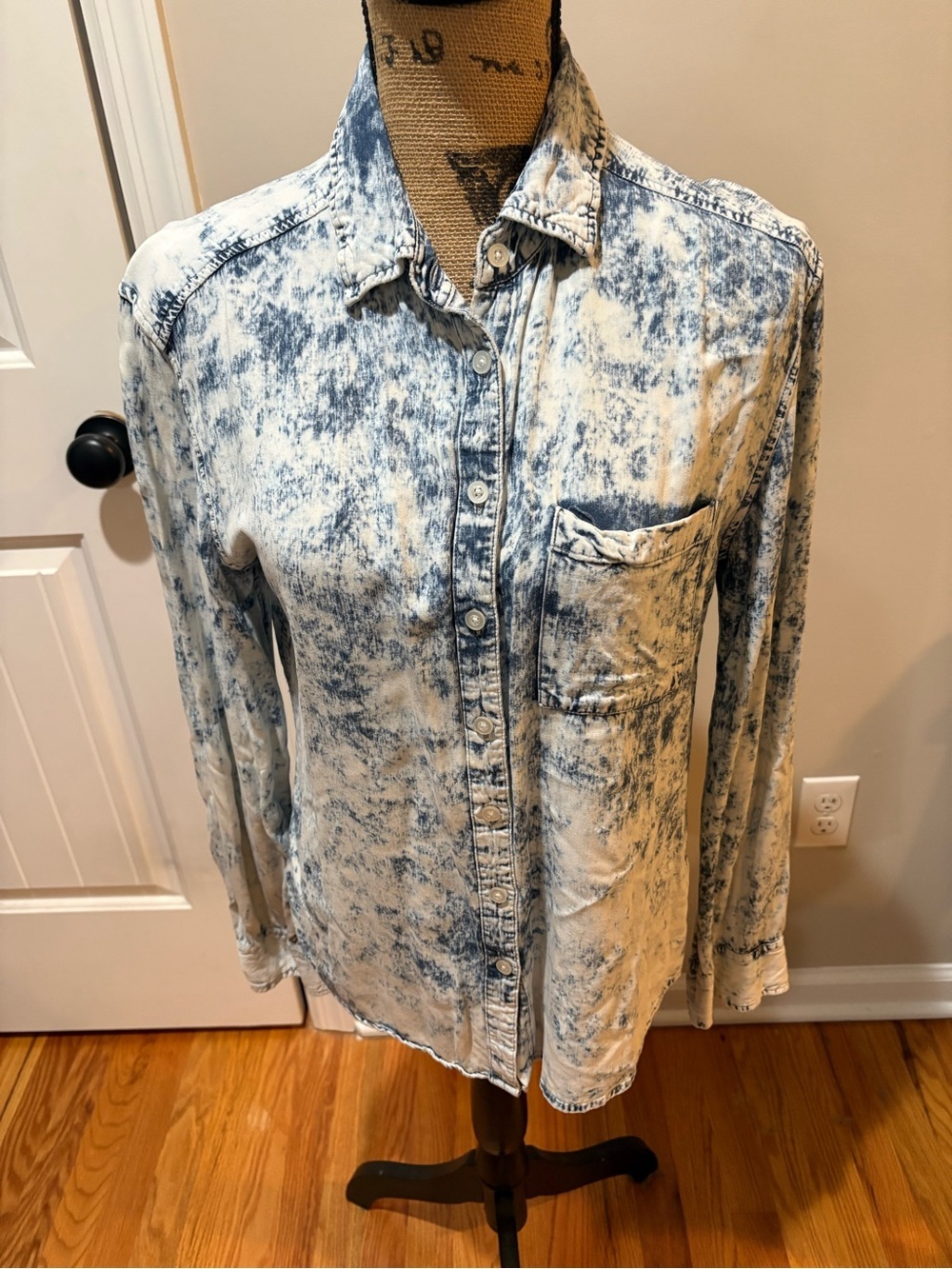 ▪️BYCORPUS Acid Washed Button Down Shirt